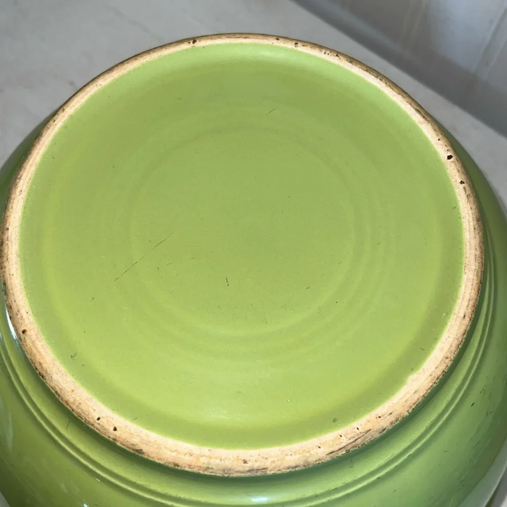 Vintage 1950s Fiesta Chartreuse large mixing bowl